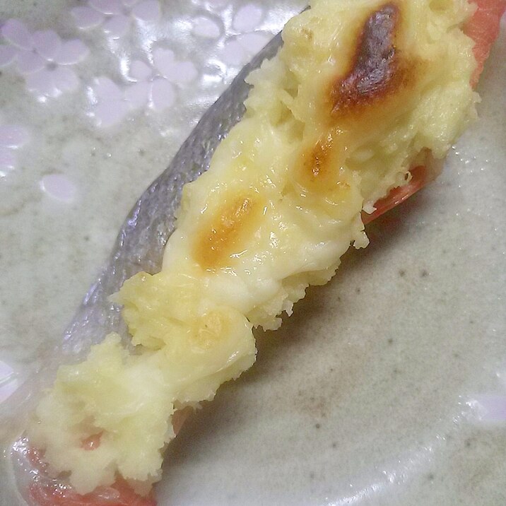 鮭のポテマヨチーズ焼き